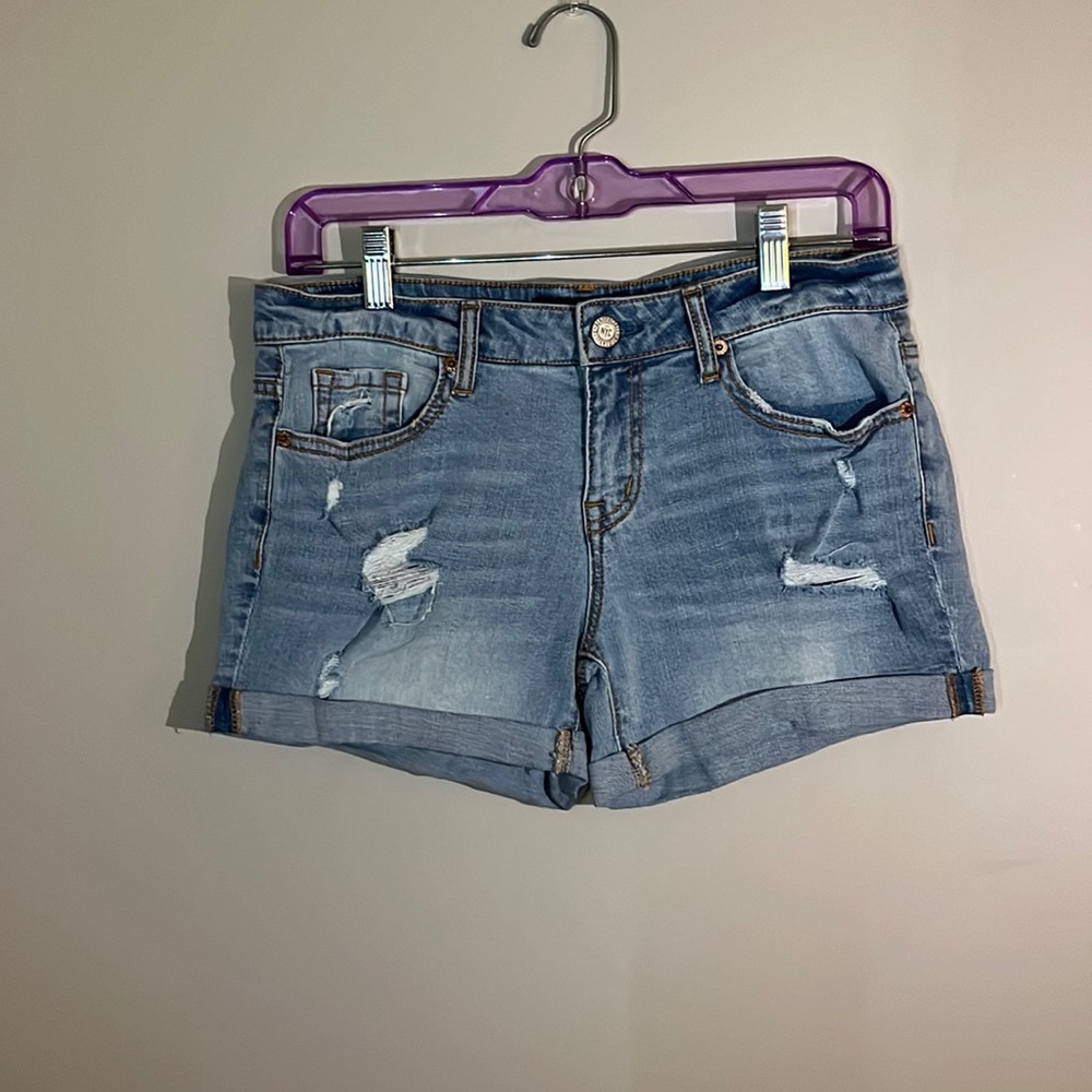 Aeropostale midi shorts size 6
